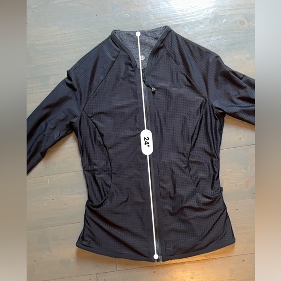 Lululemon Black ‘Find Your Bliss’ Jacket, Reversible - Size 6 - Picture 13 of 15